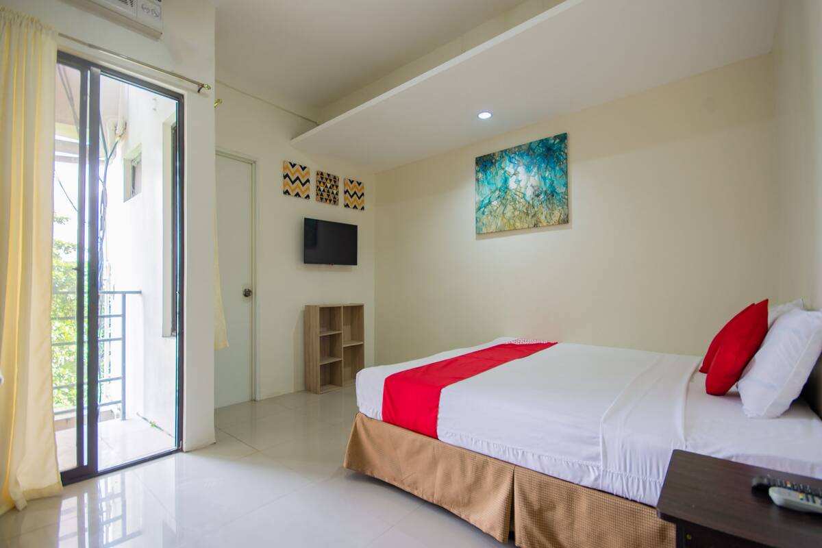 Deluxe Double Room | 1 bedroom, free WiFi, bed sheets