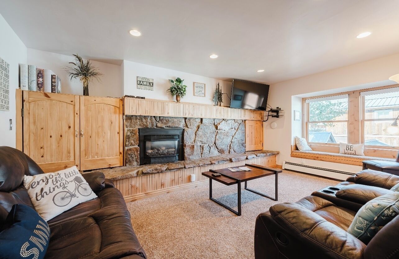 Condo, Multiple Beds, Pool Access (LongBranch #116) | Living area | DVD player