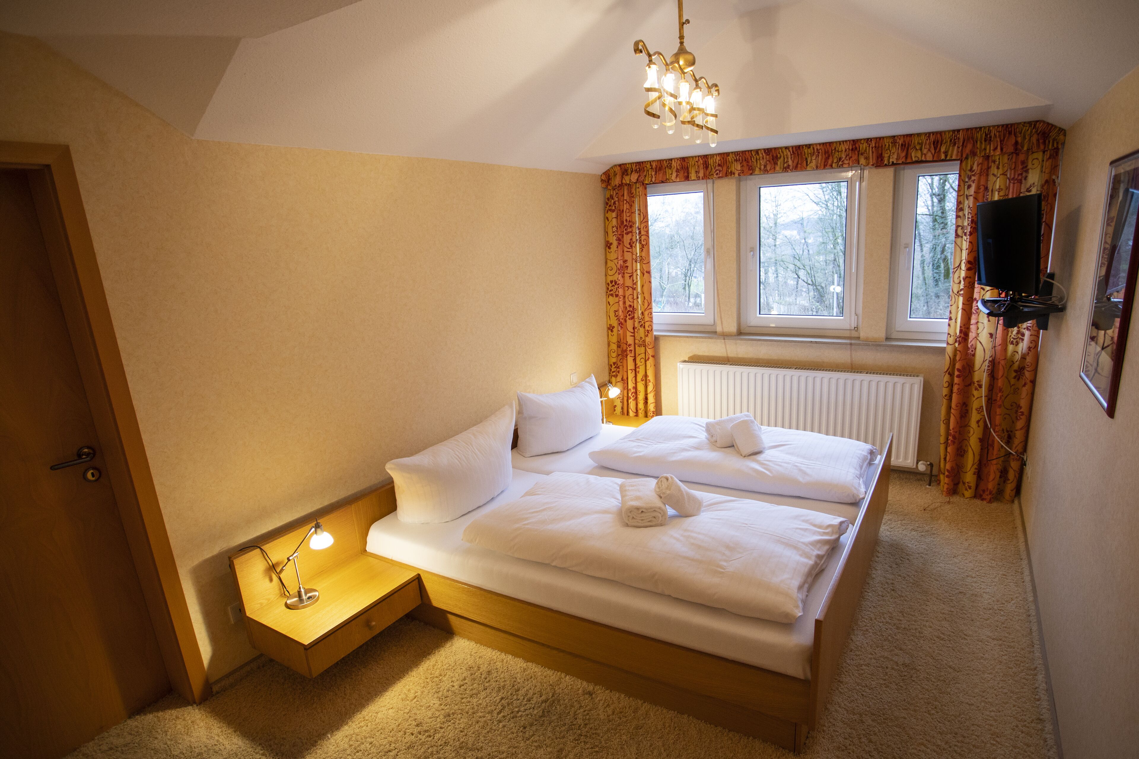 저자극성 침구, 무료 유아용 침대, 무료 WiFi, 침대 시트