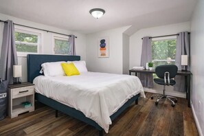 3 Schlafzimmer, Bügeleisen/Bügelbrett, WLAN, Bettwäsche