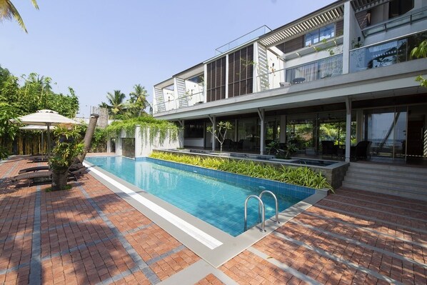 10 outdoor pools - Ente Kumbalanghi BluSalz HOMES (Kochi)