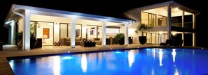 Outdoor pool - Villa Ocean House, large pool and sea view (Le François)