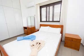 Casa, varias camas | 3 habitaciones, tabla de planchar con plancha y wifi gratis 