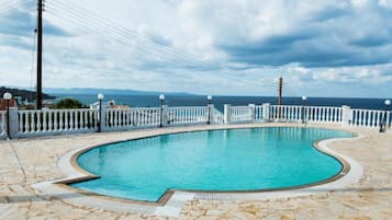 House, Multiple Beds | Pool | Outdoor pool