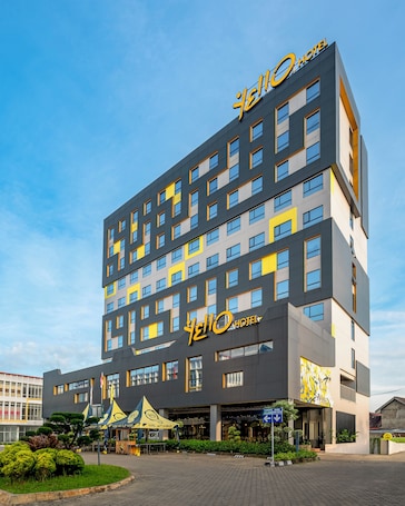 Exterior. YELLO Hotel Jambi