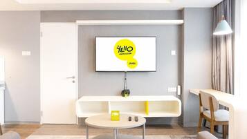 Suite (YELLO) | Minibar, in-room safe, desk, laptop workspace