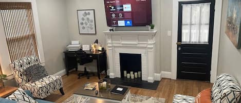 Fernseher, Kamin, Videospiele