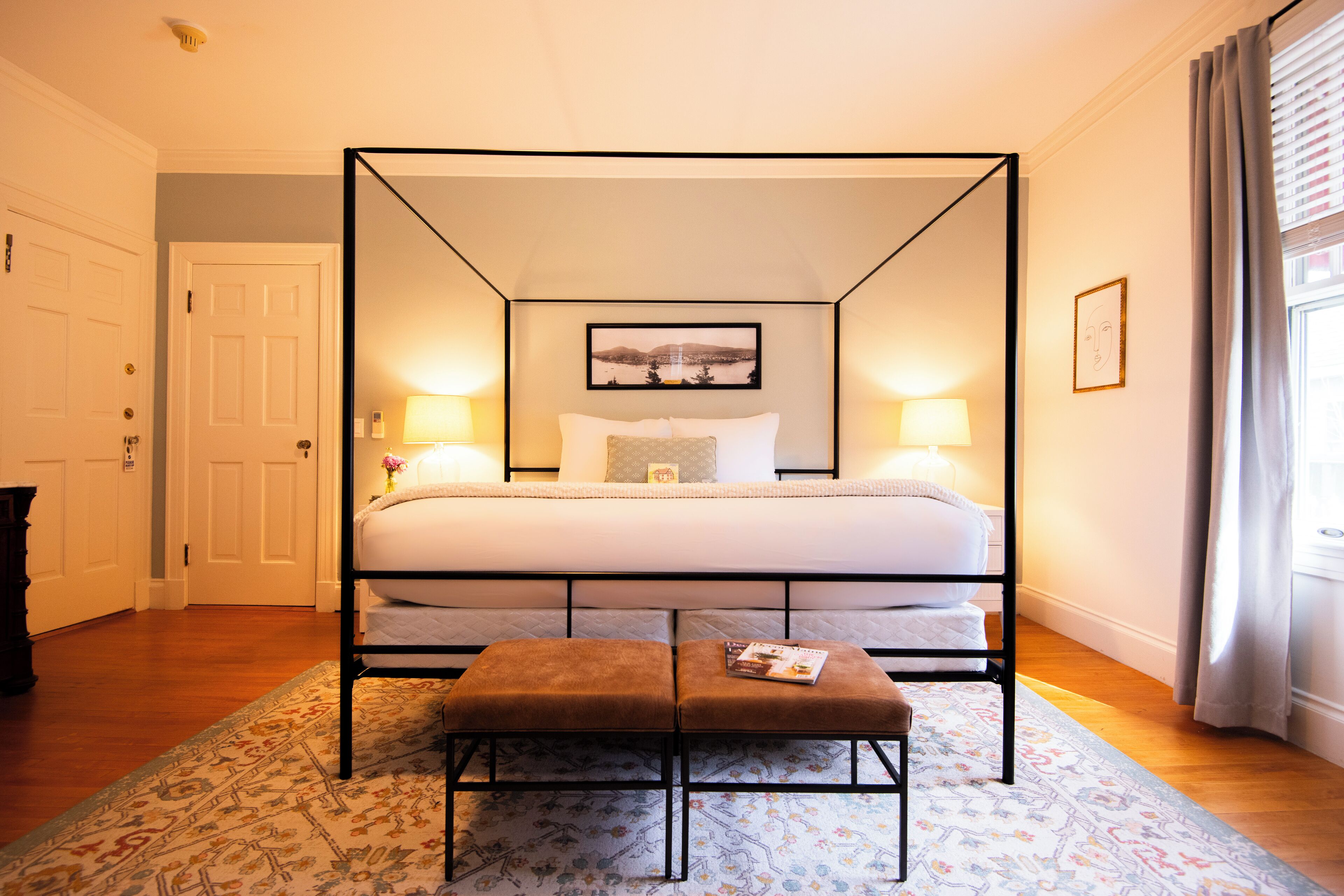 Superior Room, 1 King Bed, Jetted Tub