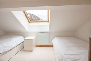 2 bedrooms, free WiFi