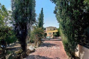 Property grounds - Wonderful Villa. Big pool. Colorful garden, Amazing Sea views, VILLAS for GROUPS (Peyia Coral Bay /Akamas area)