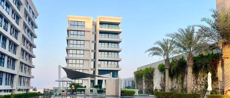 Innenpool, Außenpool