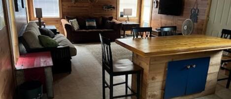 Televisor intel·ligent i estèreo