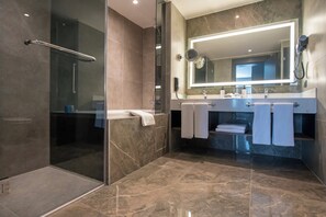 Unclassified image, 4 of 112, button - Crowne Plaza Ankara by IHG (Ankara)