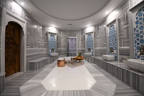 Couples treatment rooms, sauna, steam room, Turkish bath