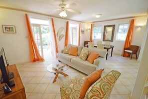 Townhome, 2 Bedrooms | Living area