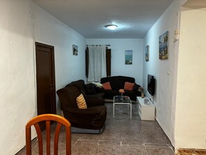 TV, fireplace - Josefa's Cortijo (Bedmar)