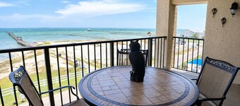 Top Floor Waterfront Condo Pier, Pool Pet Friendly
