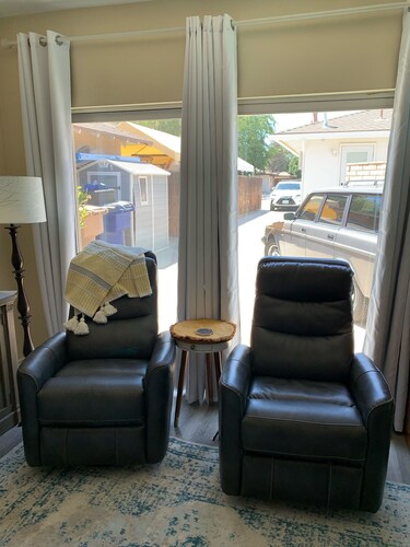 Private Detached King Bed Guest House