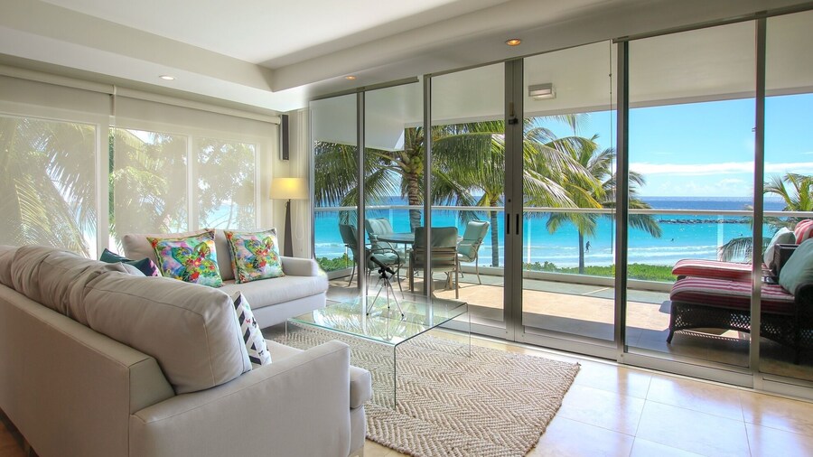 Stunning Beachfront 2-Bed Condo with Pool - Ocean One 204 by BSL Rentals