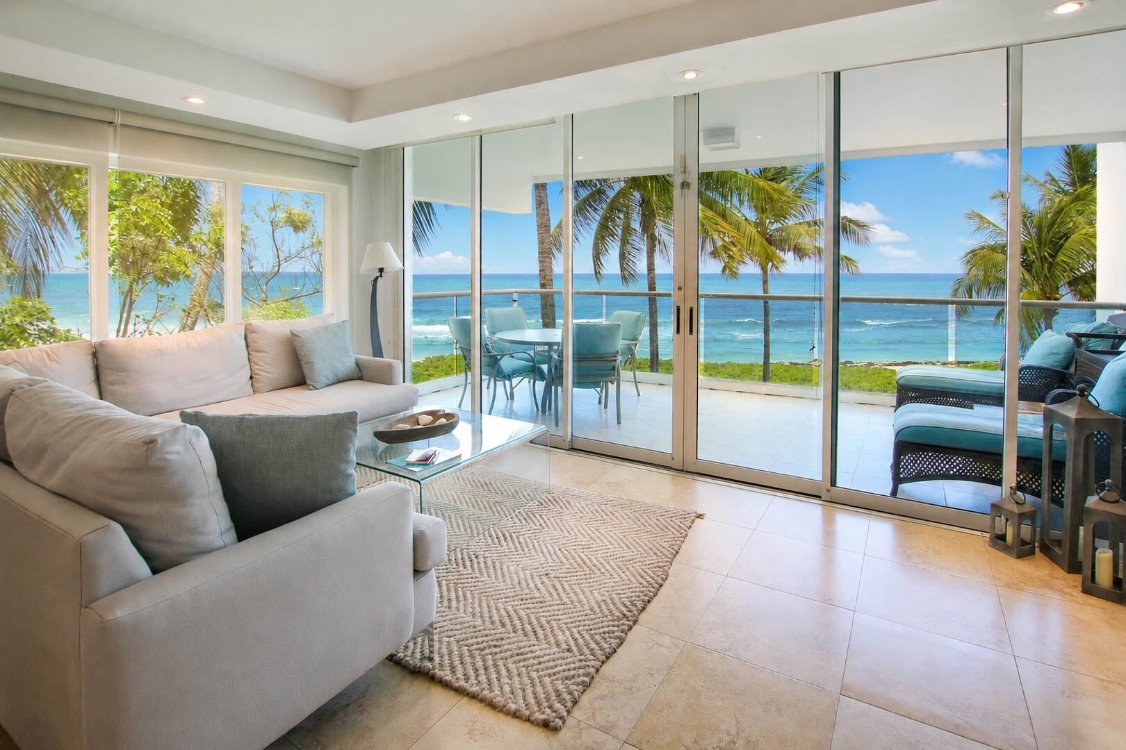 Apartment, 2 Bedrooms | Living area