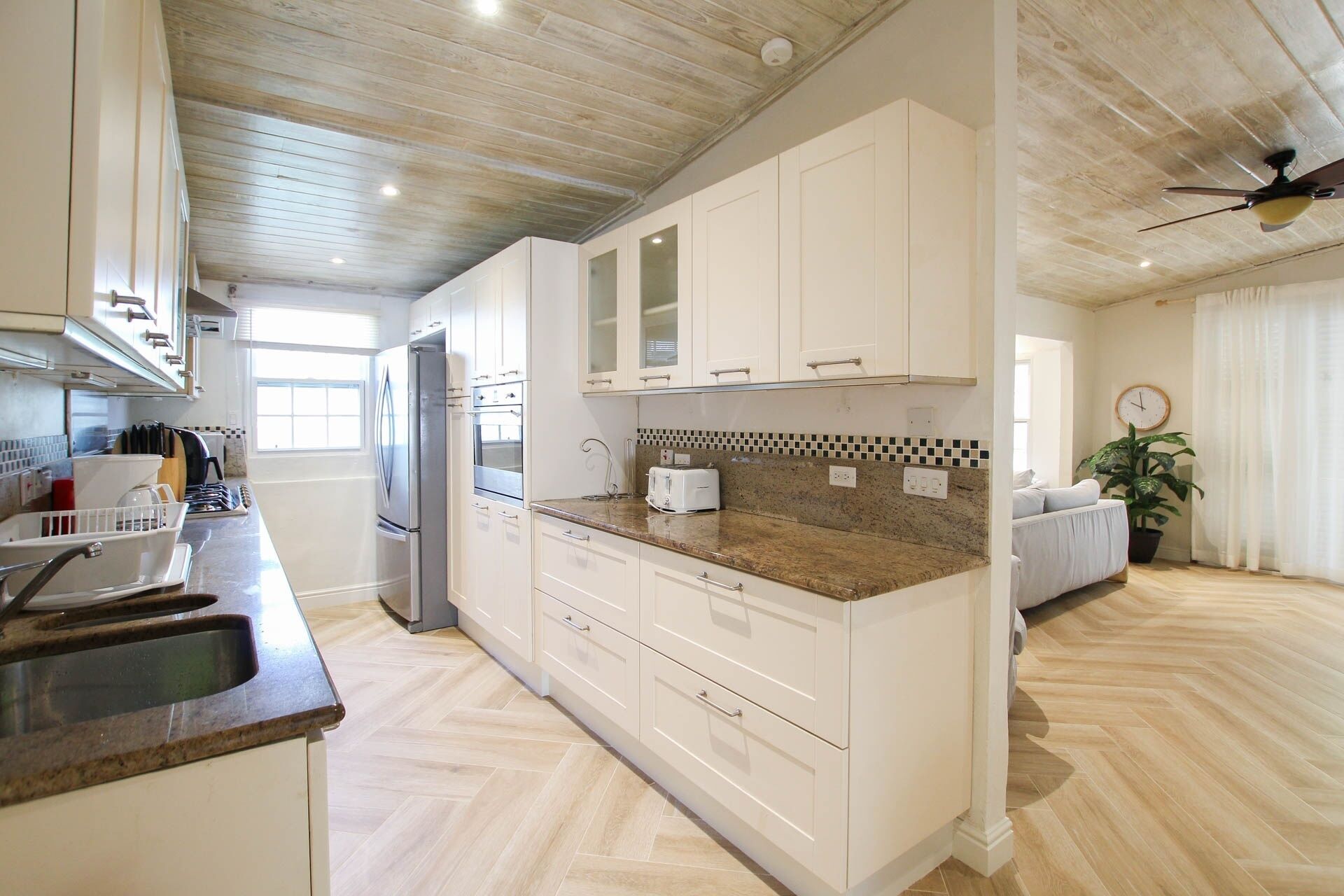 Villa, 3 Bedrooms | Private kitchen | Fridge, oven, stovetop, coffee/tea maker