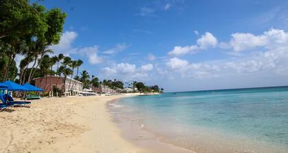 Poolside Paradise Near Beach - Pavilion Villa by Bluescape