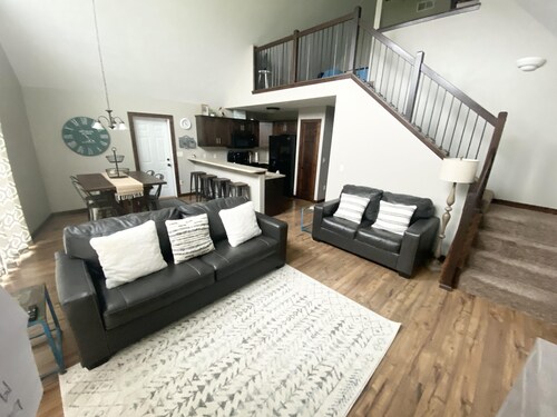 Bridges Bay cabin#104 sleeps 8+