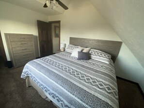 4 bedrooms, iron/ironing board, free WiFi, bed sheets