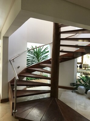 Interior - High standard house near the beach. A large chalet in an APA. (Lauro de Freitas)