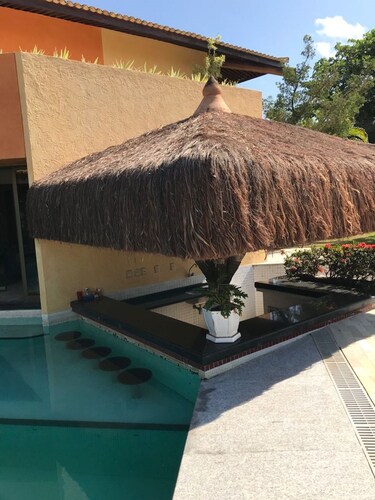 High standard house near the beach. A large chalet in an APA.