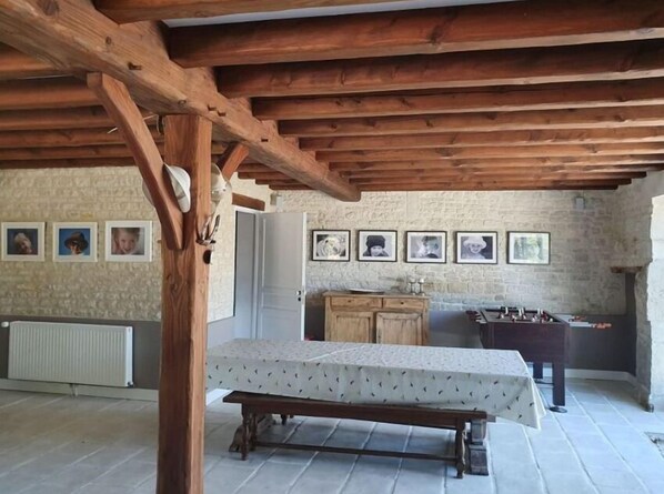 غرفة الألعاب