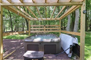 Bain à remous extérieur