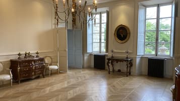 Apartamento, baño privado (Château ISMH) | Interior