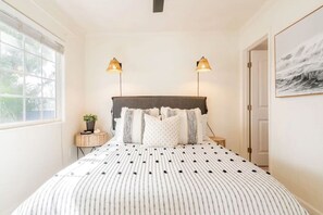 1 室のベッドルーム、アイロン / アイロン台、WiFi、ベッドシーツ