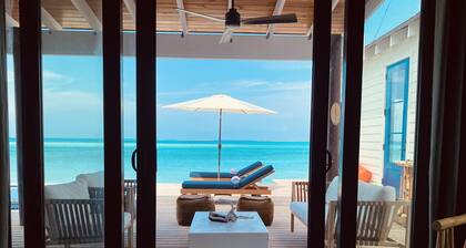 New IslandChicBeach Home! StunningViews-Pool-OutdoorKitchen-Reef-mini BballCourt