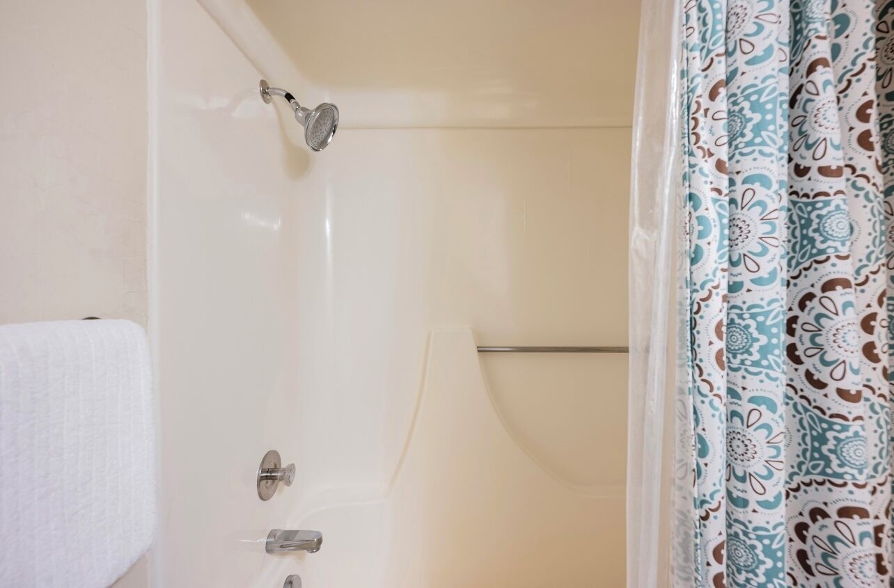 Apartamento, 1 cama de matrimonio, acceso a la piscina | Baño | Toallas y champú