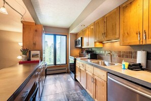 Condo, Multiple Beds, Hot Tub | Private kitchen | Fridge, microwave, oven, stovetop - Goldcamp #165 (Breckenridge)