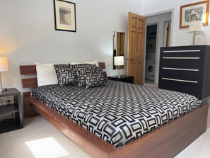 Residenza, letti multipli, patio | 3 camere, con stile personalizzato, con arredamento individuale