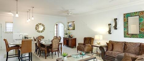 Townhome, 3 Bedrooms | Living area