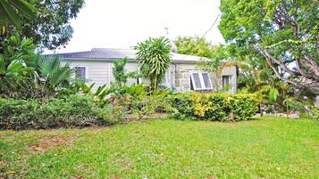 House, 2 Bedrooms | Exterior