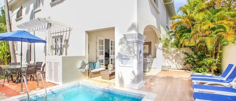House, 3 Bedrooms | Pool