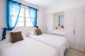 Villa, 3 Bedrooms | 3 bedrooms, individually decorated, individually furnished, free WiFi