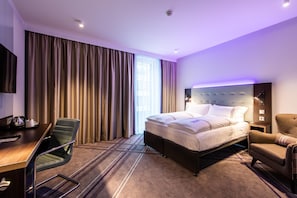 Quarto casal, chuveiro com barras de apoio | 1 quarto, quartos à prova de som, Wi-Fi de cortesia