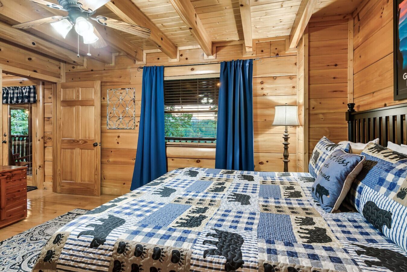 2 chambres, bureau, fer et planche à repasser, Wi-Fi