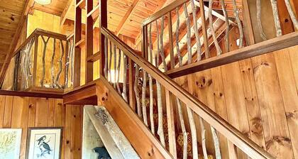 Buck's Cabin near Brevard, NC Dog Friendly Wood stove, mtn views in forest.