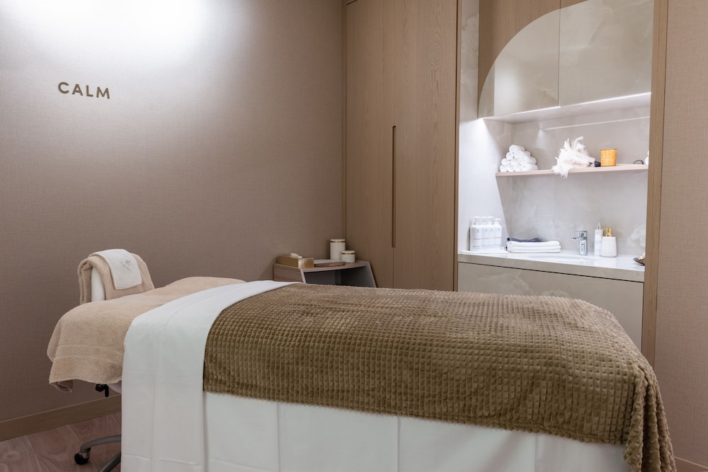 Andaz Prague, by Hyatt by null