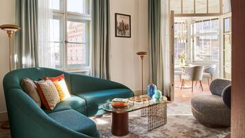 Suite (Wintergarden) | Premium bedding, pillowtop beds, minibar, in-room safe