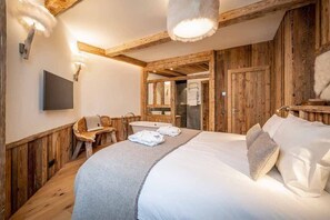 5 chambres, accès au Wi-Fi (inclus), literie fournie