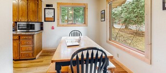 Dog-friendly cabin near lake with mountain view, gas fireplace, deck, & W/D
