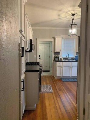 Fridge, microwave, oven, stovetop - Historic Benson Bliss, Relax in Fenced Yard (Omaha)